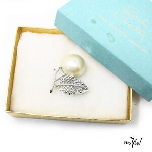 Vintage Sarah Coventry 1.5" Pin - Silver Pearl & Leaf in Original Box - Hey Viv